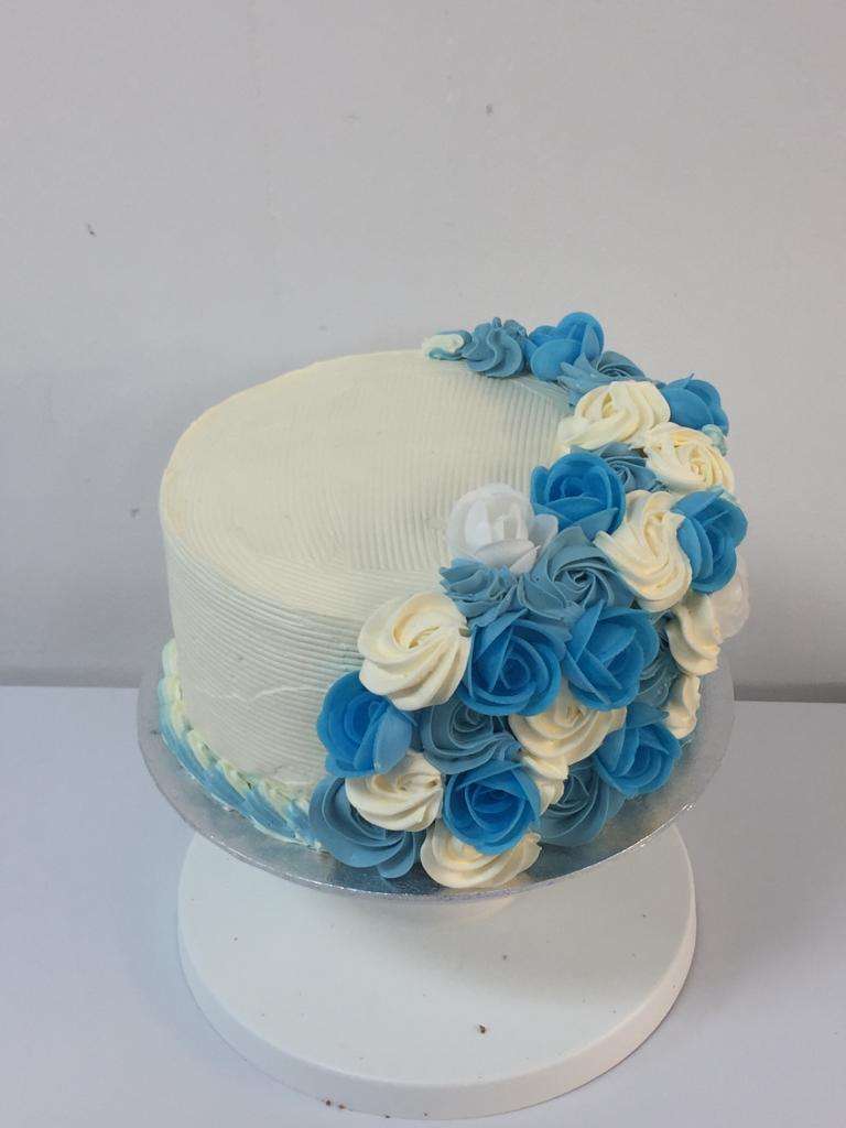 BLUE&WHITE ROSE Taller CAKE