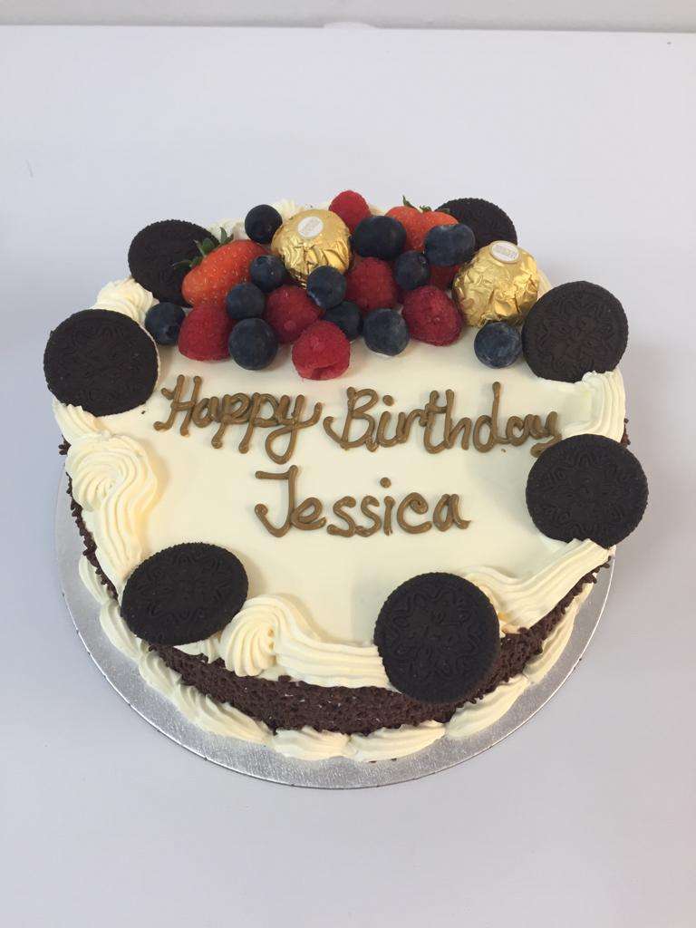 OREO CAKE WITH BLUEBERRY RASBERRY-RD 16