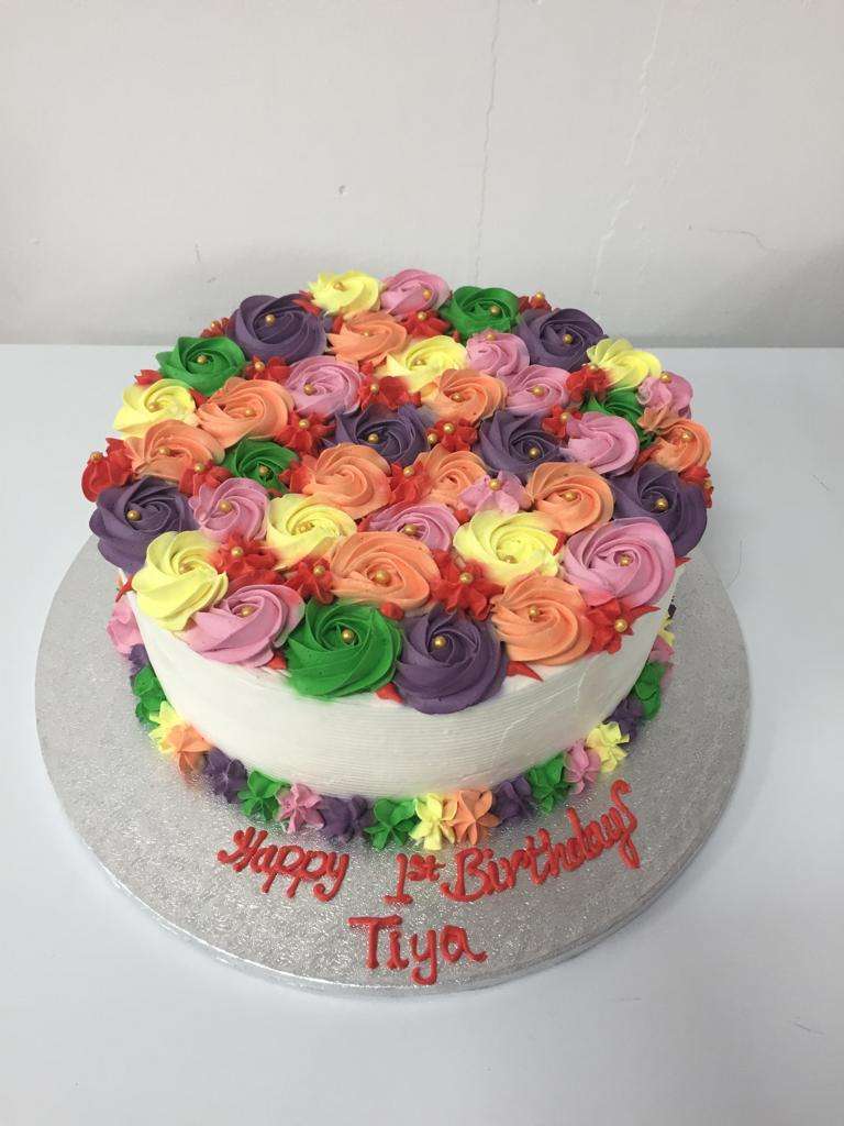 RAINBOW ROSE PIPING CAKE