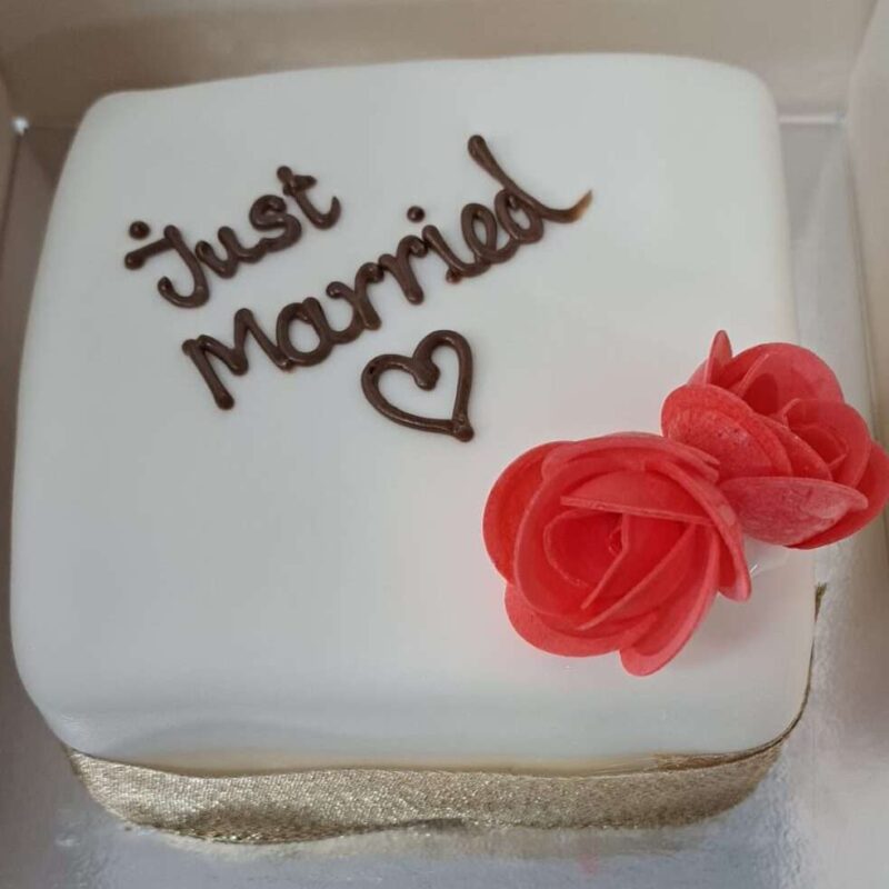 Wedding treat cake