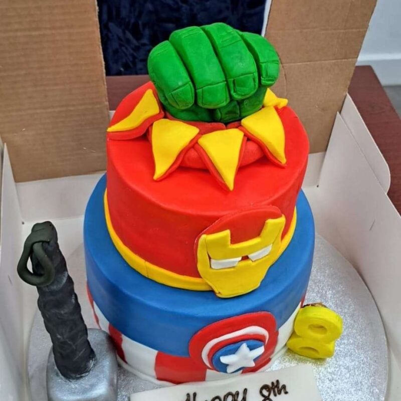 Kids Avengers cake
