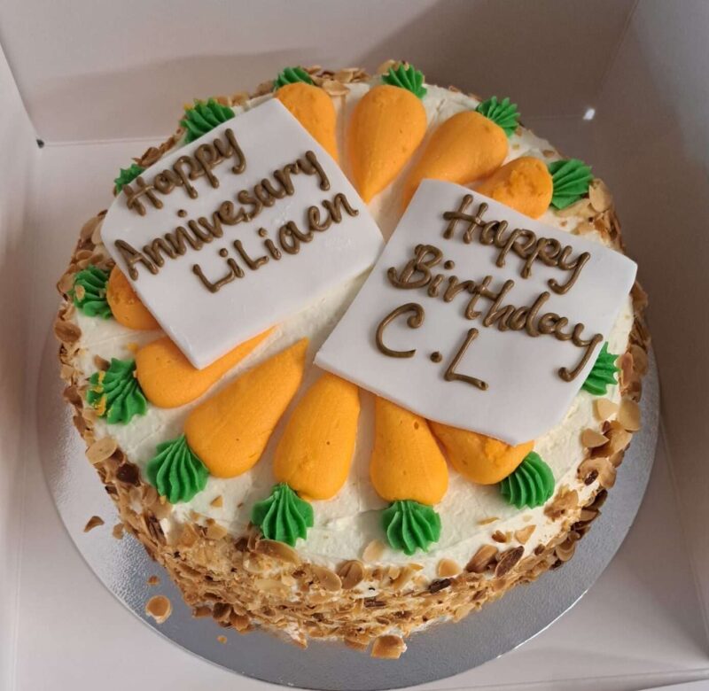 Carrot cake with cream cheese