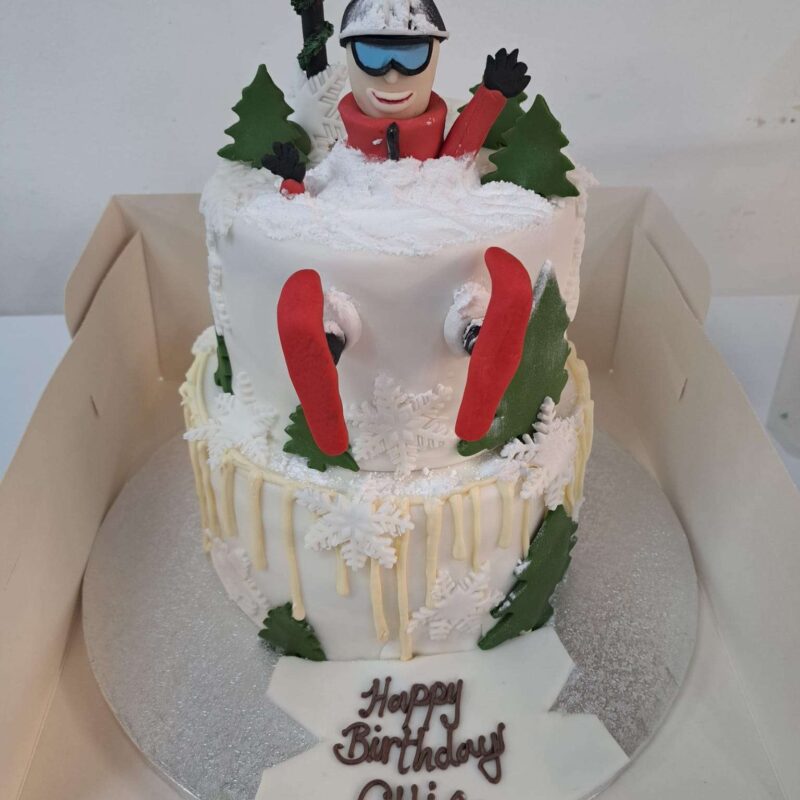 Snow scating cake -vanilla -8/6
