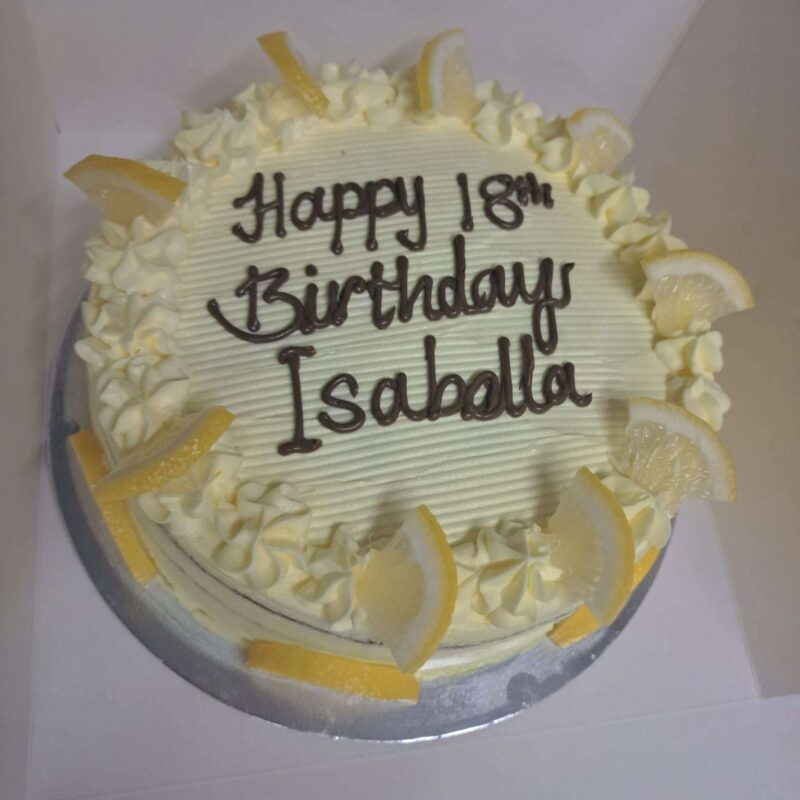 Lemon cake in butter cream