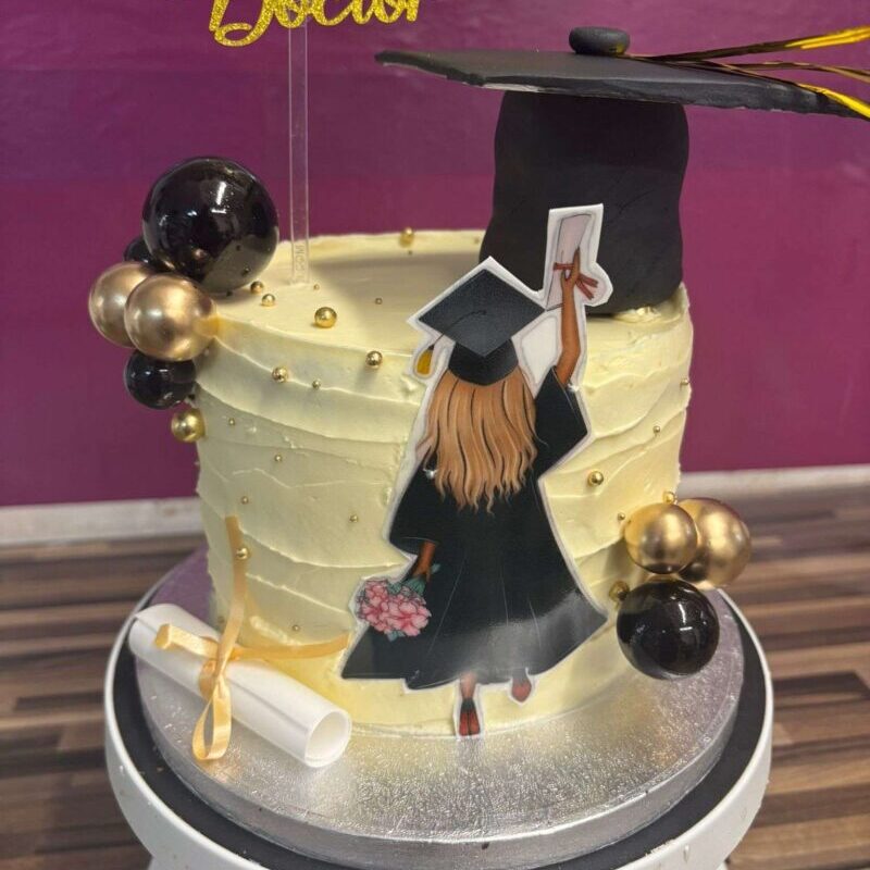 Special Graduation Cake