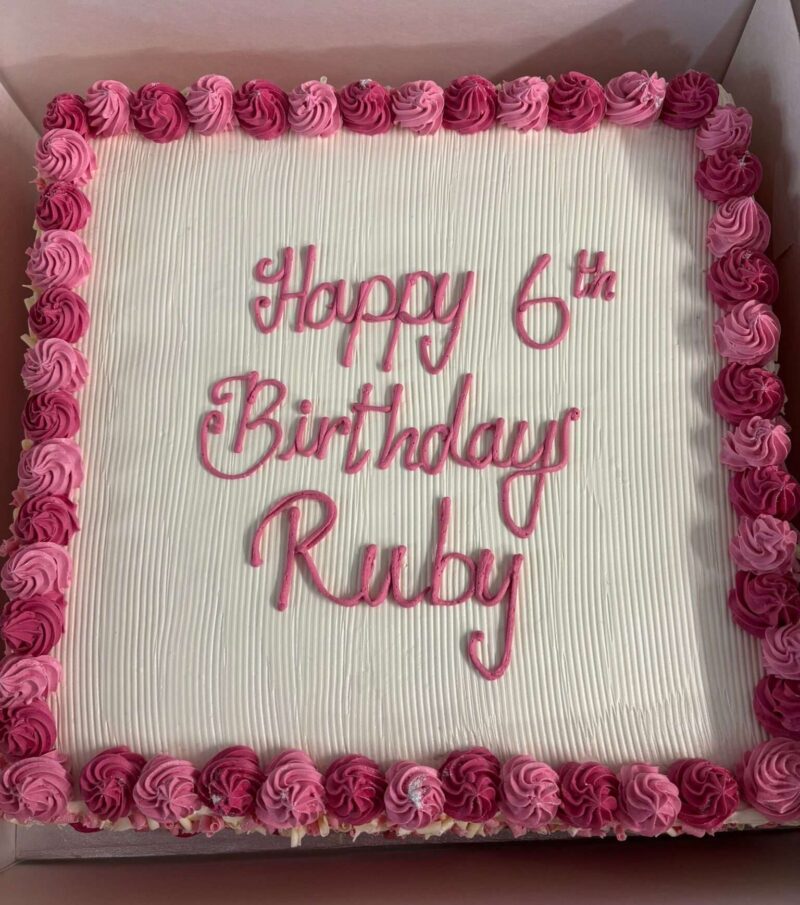 Mix Pink Elegant Cake