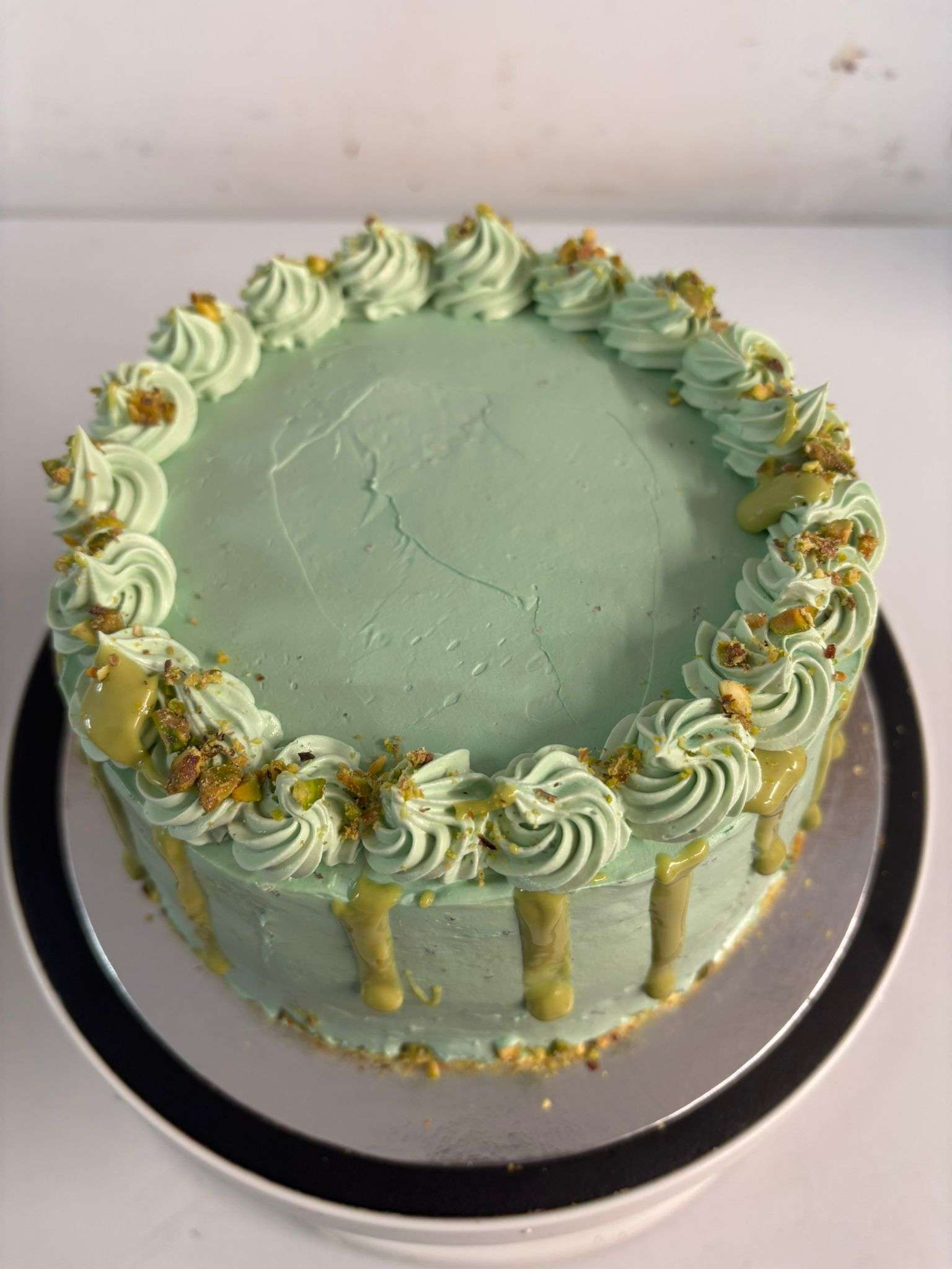 Pistachio Drip Cake - Image 2