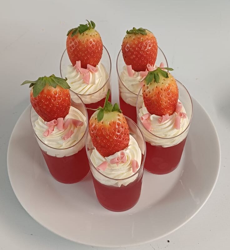 Dessert Cup-Strawberry Jelly